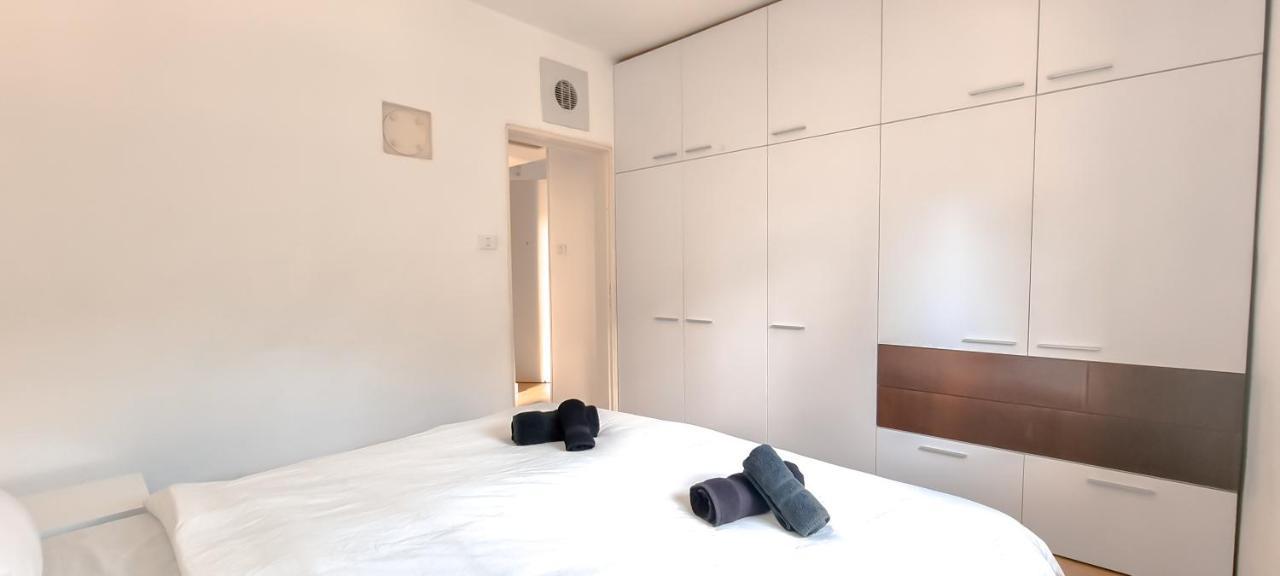 Bnbisrael Apartments - Kalisher Ophrys 텔아비브 외부 사진